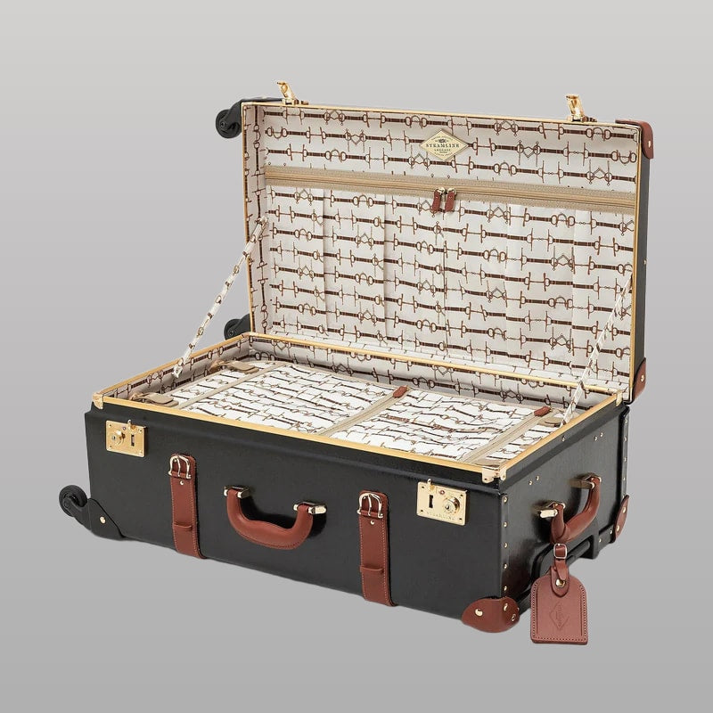 The Diplomat – Black Check‑In Spinner