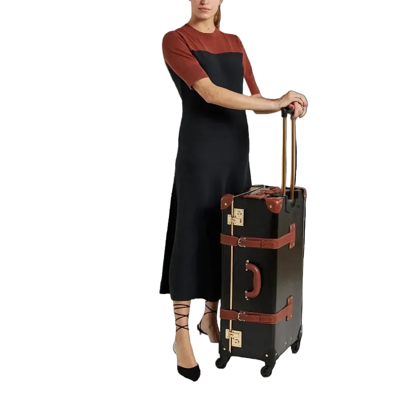The Diplomat – Black Check‑In Spinner