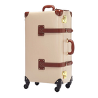 The Diplomat – Cream Check‑In Spinner