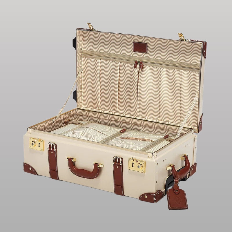 The Diplomat – Cream Stowaway