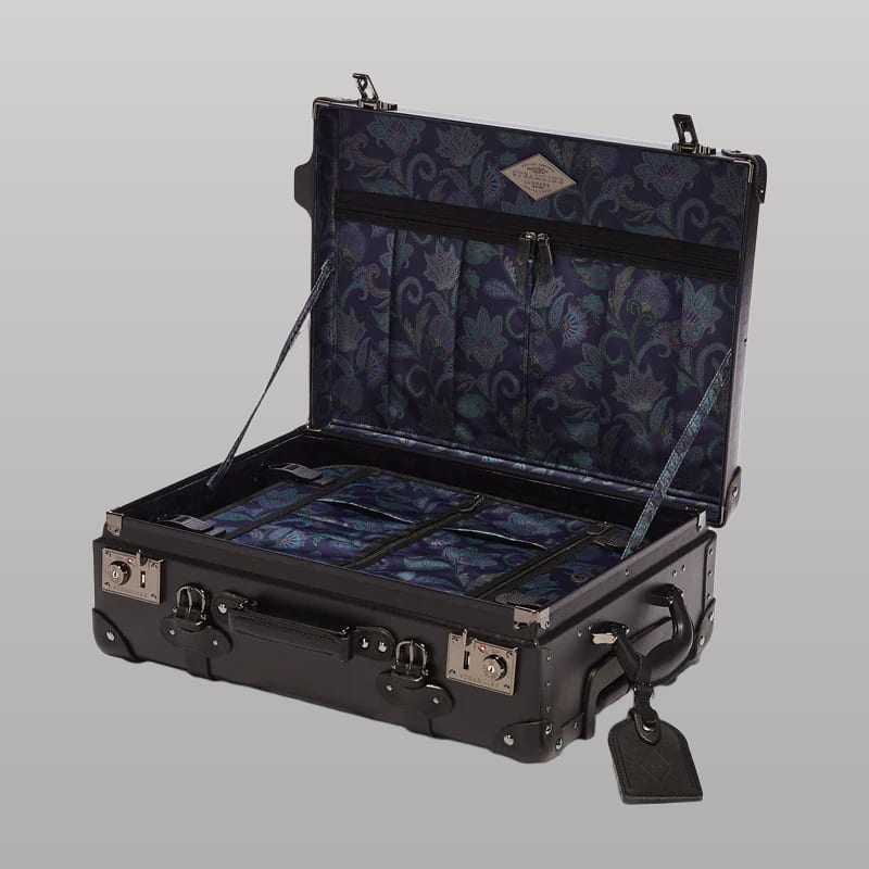 The Industrialist – Carry‑On