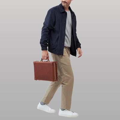 The Pioneer – Briefcase