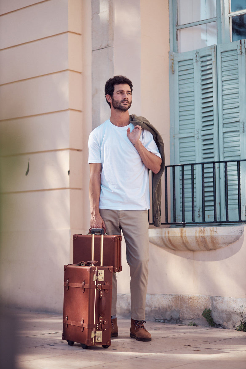 The Pioneer – Carry‑On